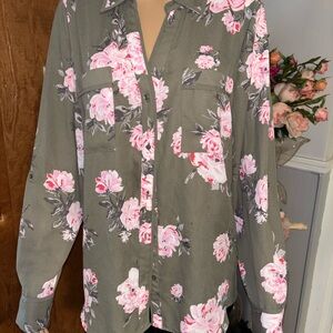 Candie's XL Olive Green Floral Button Up Shirt